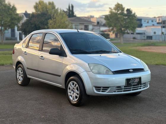 FORD FIESTA 1.0 MPI SEDAN 8V FLEX 4P MANUAL